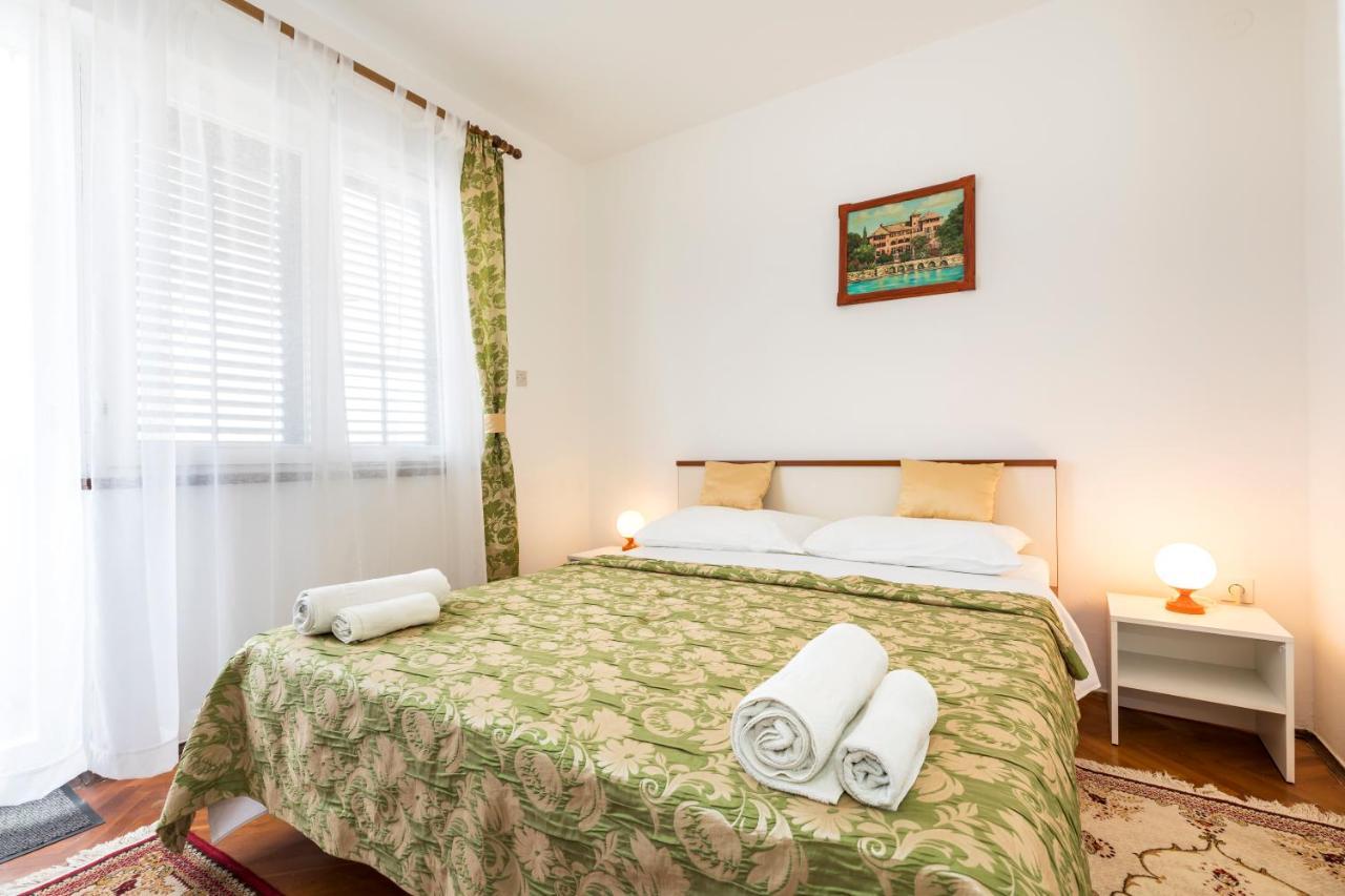 Apartment Muzic Mali Losinj Exterior photo