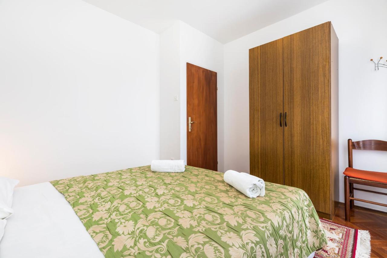 Apartment Muzic Mali Losinj Exterior photo